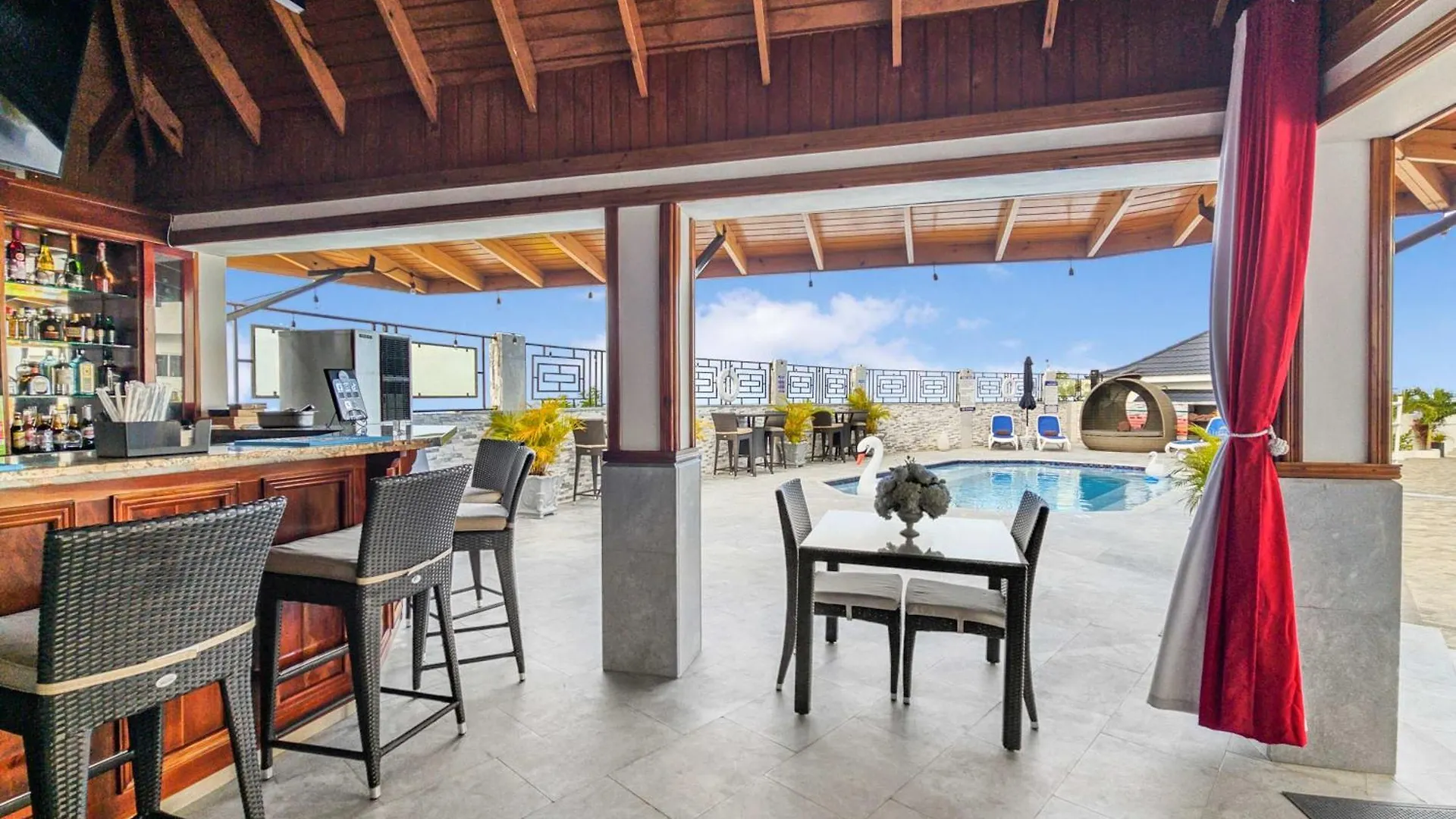 Hospitality Expert Bts 7 - Pool Beach & Bar Μοντέγκο Μπέυ 0*,